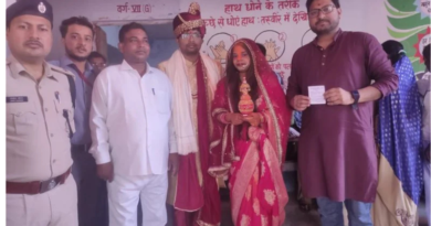 The newlywed couple attracted attention at a polling center in Bihar’s Jamui Lok Sabha constituency.