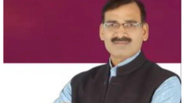 BJP MLA Pawan Yadav received an extortion call from Pakistan.