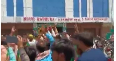 Rs 50 thousand recovered from the office of RJD candidate in Aurangabad.