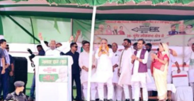 CM Nitish Kumar appreciated Bahubali leader Anant Singh in Munger.