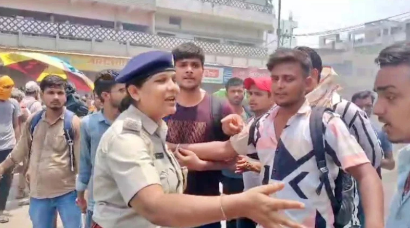 NEET students demanded the cancellation of the examination in Patna.