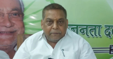 Neeraj Kumar taunted Lalu Prasad Yadav and asked him to appoint Misa Bharti a leader of the party in Lok Sabha.