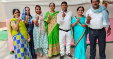 The Election Commission registered 42.95% polling in Bihar till 3 pm.