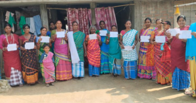 Polling started in the 8 seats of Bihar, and the Met department issued an alert of heat waves.