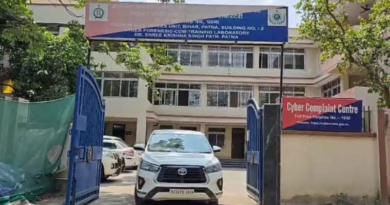 A CBI team arrested a solver in a NEET question paper leak case.