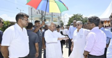 Chandrashekhar Singh ordered an inquiry into the welcome gate.