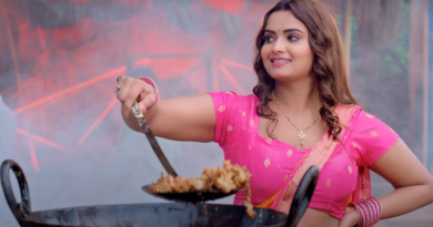 Neelam Giri Bhojpuri's song Pakodi was released and is gaining popularity