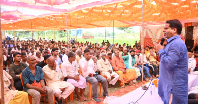 Jan Suraj architect sharply attacked Nitish Kumar over 2 issues, land survey and smart meters.