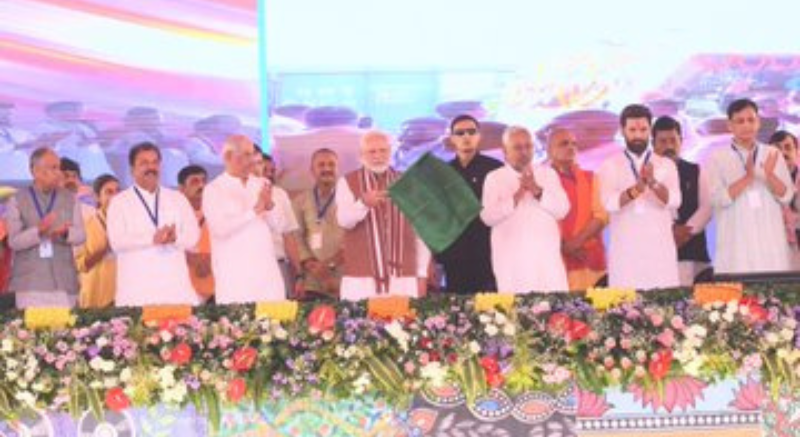 PM Narendra Modi's great bonanza for Bihar: laid the foundation stone of 25 projects including AIIMS.