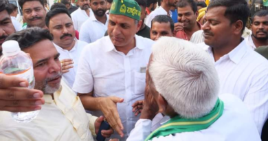 RJD MP Sudhakar Singh raised doubts about the clarification of Nitish Kumar to stay in NDA.