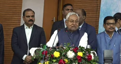 Chief Minister Nitish Kumar distributed appointment letters to 1.14 lakh special teachers.
