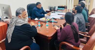 Pappu Yadav and 5 candidates met with Bihar’s Chief Secretary to resolve the BPSC exam issue.