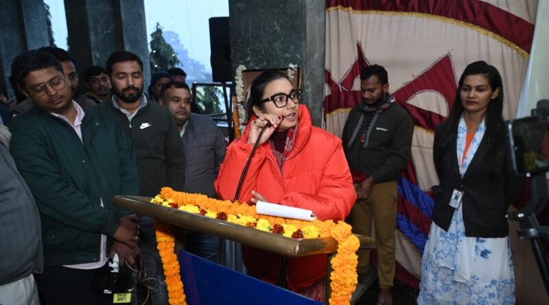 Shambhavi Choudhary criticized Lalu Prasad Yadav over his remark on BJP ahead of the 2025 poll.