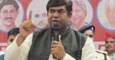 Mukesh Sahani criticized Chirag Paswan Nitish Kumar ahead of Bihar polls 2025.