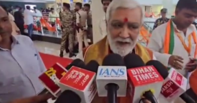 BJP’s Ashwini Choubey leaves Patna meeting after no seat on stage, clarifies exit.