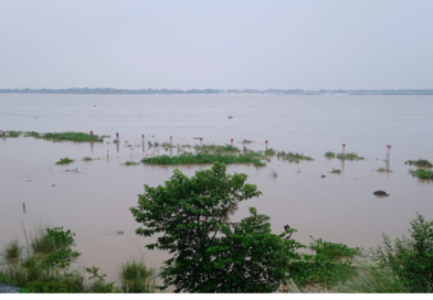 Rising Baghmati River triggers flood fear in Muzaffarpur; administration on alert.
