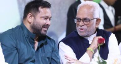B Sudarshan Reddy gets support of the INDIA bloc leaders in Patna, Tejashwi criticized PM Modi.