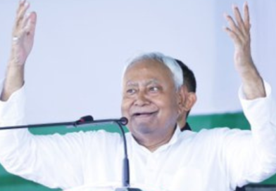 CM Nitish Kumar launches Rs 558 crore development projects to boost infrastructure in Siwan.