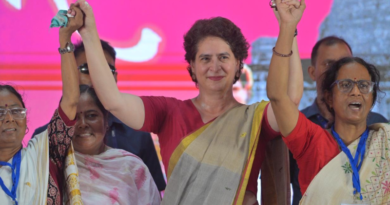 Priyanka Gandhi interacts with over 3,000 women in Patna and promises empowerment measures.
