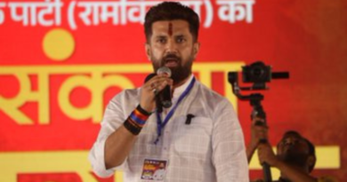 Chirag Paswan pays tribute to Ram Vilas Paswan, shares message amid NDA seat-sharing talks.