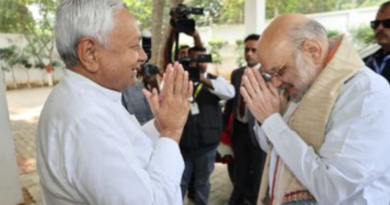 Amit Shah meets Nitish Kumar in Patna, discusses NDA poll strategy.