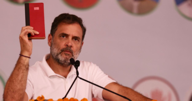 Rahul Gandhi attacked Narendra Modi over his cheap data remarks, calling it a benefit to his friends.