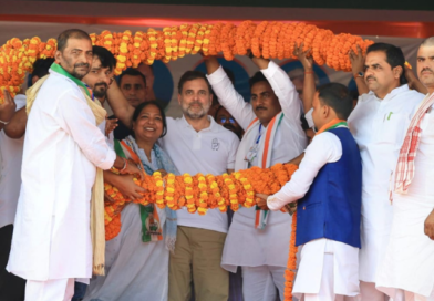 Rahul Gandhi leveled a vote theft allegation against PM Modi in the Banka rally.