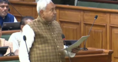 Nitish Kumar criticized the RJD leaders and said he left them twice because of their mess.