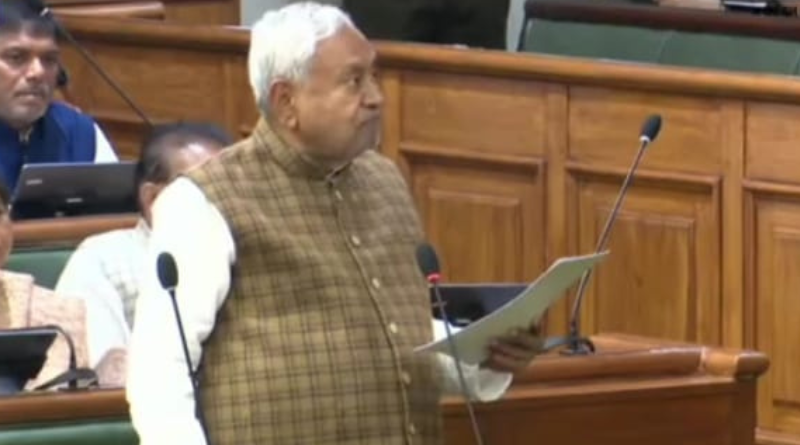 Nitish Kumar criticized the RJD leaders and said he left them twice because of their mess.