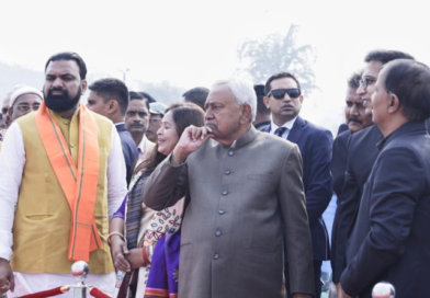 Nitish Kumar reviews development works in East Champaran; inspects Kesaria tourist facility centre and welfare schemes.