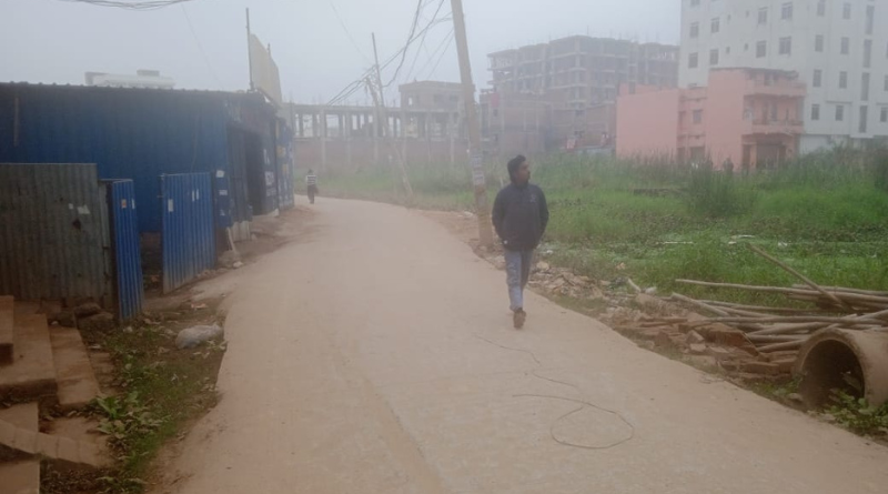 Cold wave tightens grip across Bihar; Gaya coldest at 5.2 degrees Celsius, dense fog warning issued.