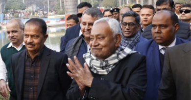 The Nitish Kumar government earmarked 2 days for public grievance redressal in the offices.