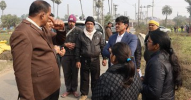 The cold wave forced the closure of schools in Patna till January 11.