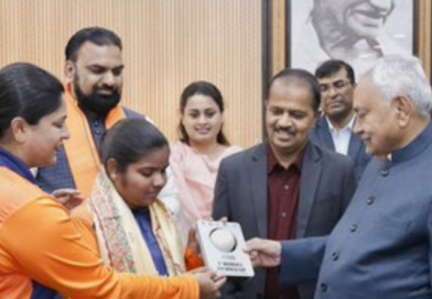 Bihar CM Nitish Kumar honours blind Women’s World Cup winner Anu Kumari.