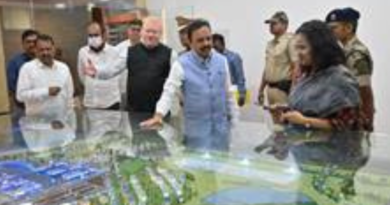 Odisha Chief Secretary reviews operations and expansion plans at Paradip Port.
