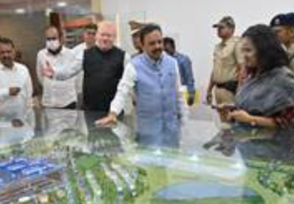 Odisha Chief Secretary reviews operations and expansion plans at Paradip Port.