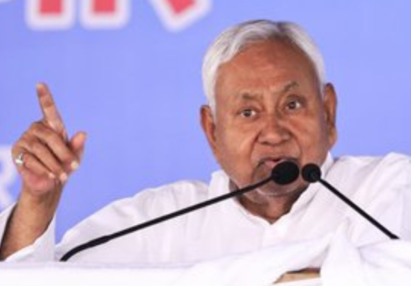 Nitish Kumar launches several development projects in Purnea and Katihar during Samriddhi Yatra.