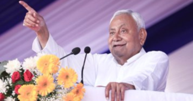 Nitish Kumar continues Samridhi Yatra, launches development schemes in Saharsa and Khagaria.