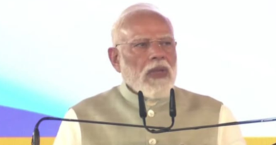 PM Narendra Modi launches Rs 18,000 crore development projects in Kolkata.