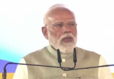 PM Narendra Modi launches Rs 18,000 crore development projects in Kolkata.