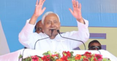 Nitish Kumar inaugurated 535 projects in Buxar and Bhojpur districts during the Samriddhi Yatra.