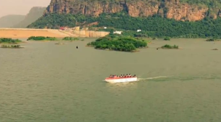 Eight dams and reservoir sites will be developed as tourist destinations in Bihar.