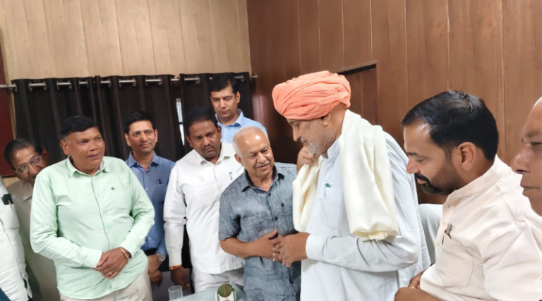 Shyam Singh Rana reviewed wheat procurement in Gurugram’s mandis.