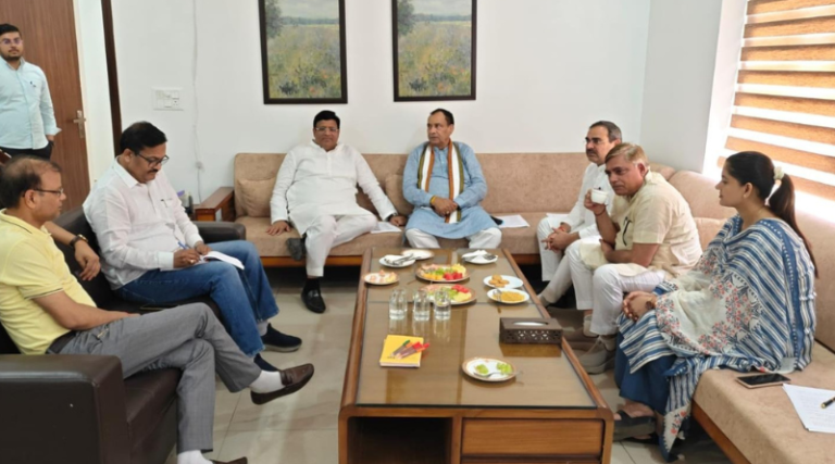 BJP holds first manifesto drafting meeting for Haryana municipal elections in Gurugram.