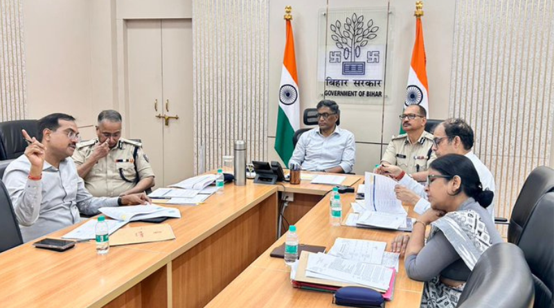 Bihar pushes global tourism vision; CS Pratyaya Amrit reviews key destinations.