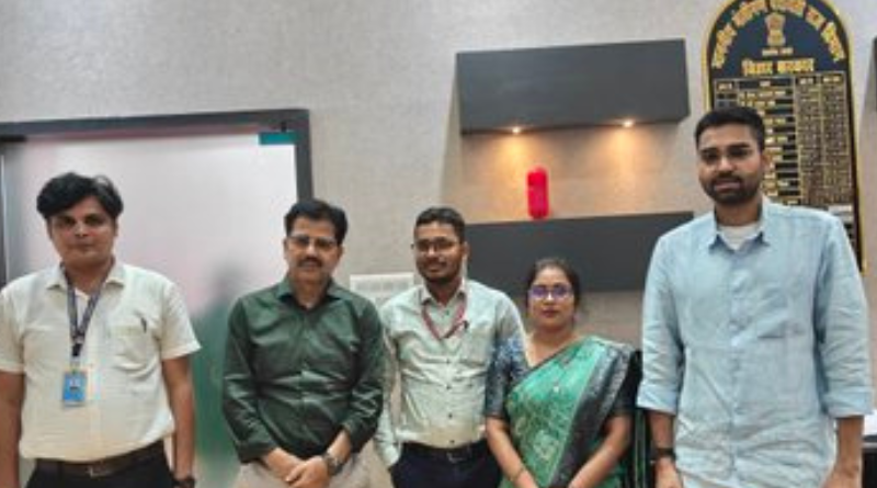 Deepak Prakash congratulated Anita Toppe Mukhiya on the National Panchayat Award achievement.