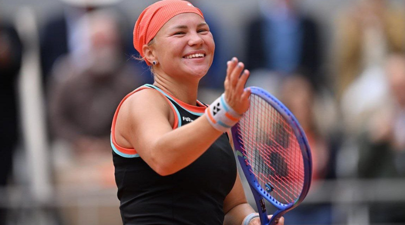 Diana Shnaider stuns world no.1 Sabalenka to reach first French Open semifinal.