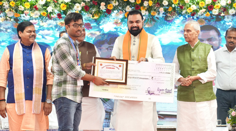 Samrat Choudhary felicitates 168 Bihar Board toppers, announces timely recognition from next year.